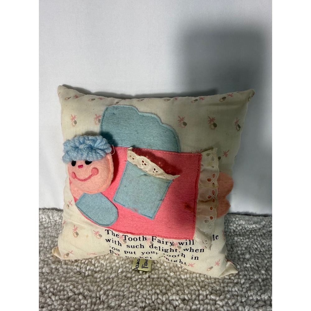 Vintage‎ Nancy's Fancy Tooth Fairy Pillow Pink Blue Felt Eyelet Lace 6x6